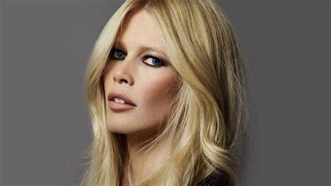 claudia schiffer nude|Claudia Schiffer, 48, poses naked in age.